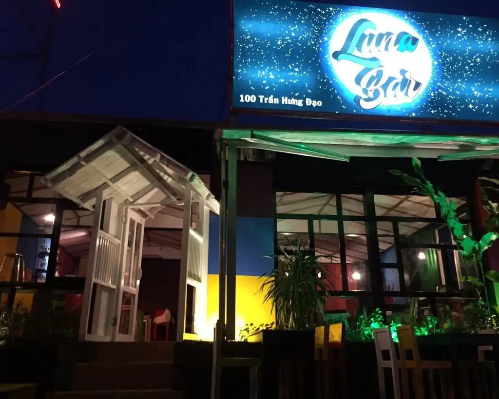 Luna Bar Phú Quốc