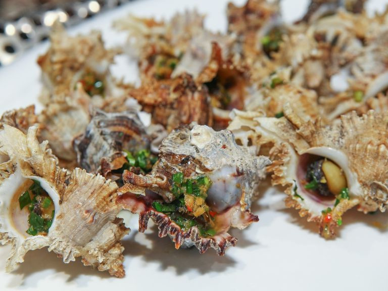 Ăn gì ở Phú Quốc? Thử ngay 20 món đặc sản nhất định phải thử khi đến Đảo Ngọc