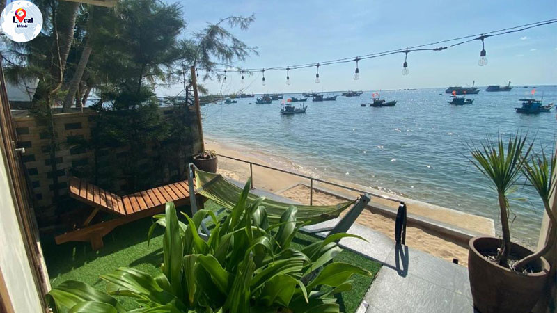 Homestay ban công view biển