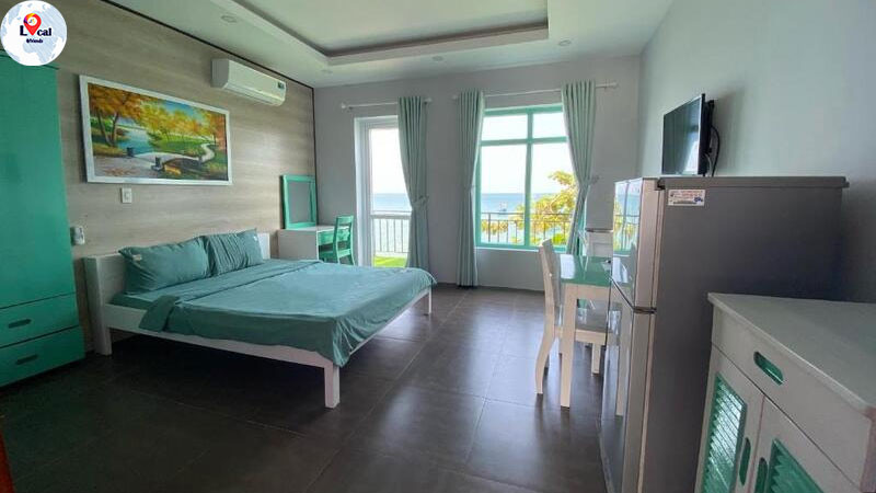 Phòng view biển và hồ bơi