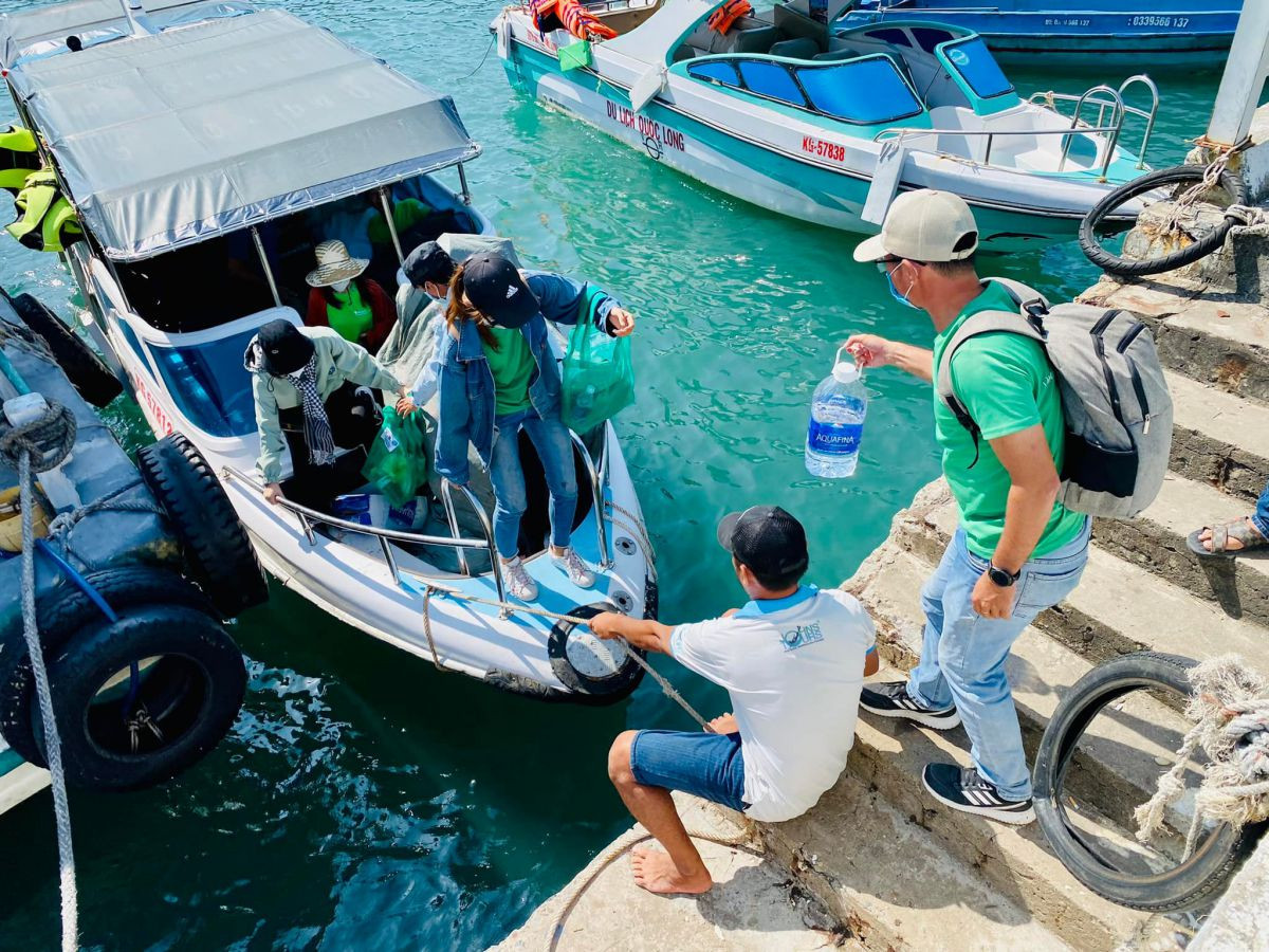 John's Tours Phú Quốc đồng hành cùng Phú Quốc Sạch và Xanh