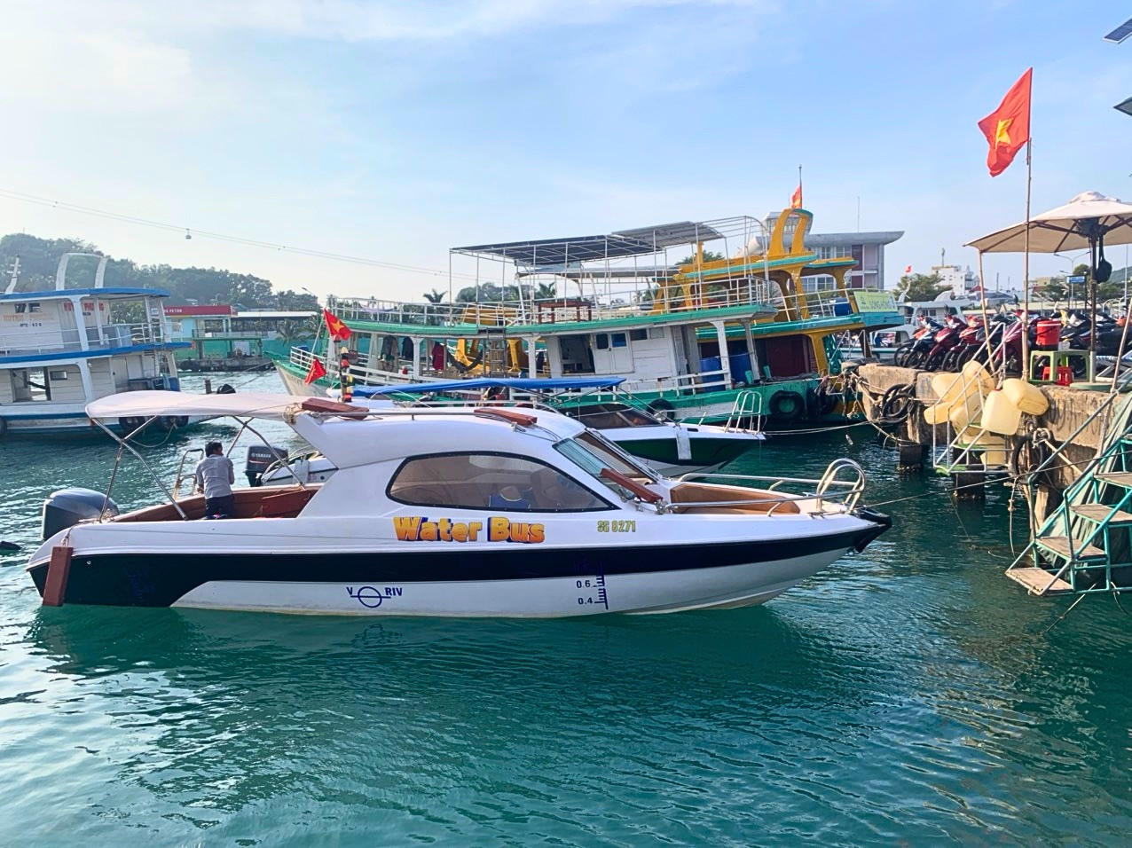 John’s Tours Water Bus