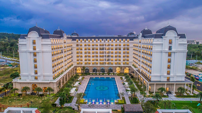 Khách sạn VinHolidays Fiesta Phú Quốc